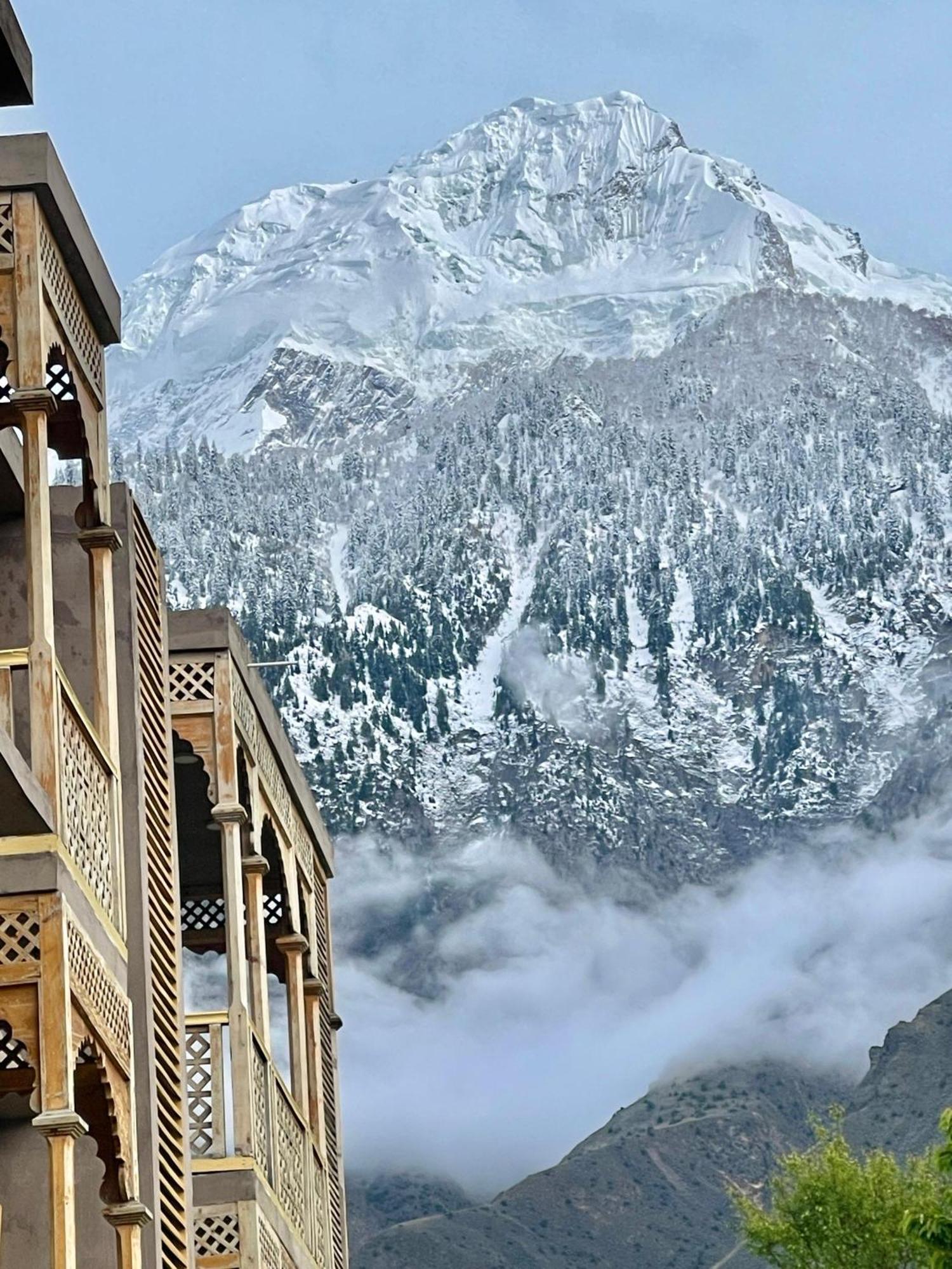Dumani Nagar Hotel & Resort Karimabad  Exteriér fotografie