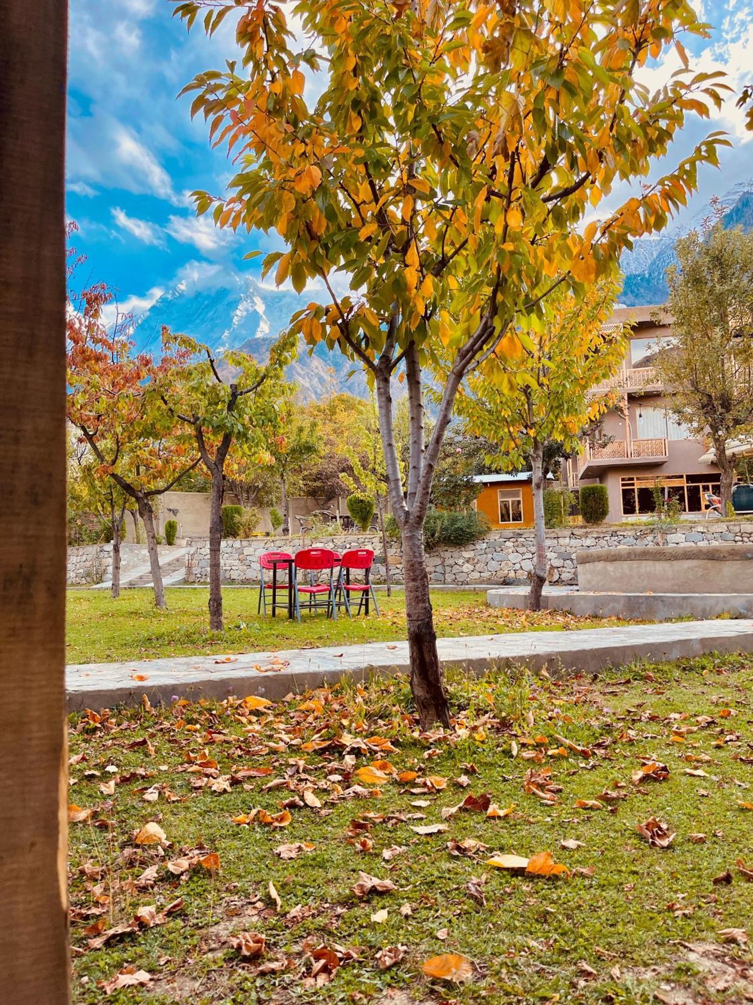 Dumani Nagar Hotel & Resort Karimabad  Exteriér fotografie